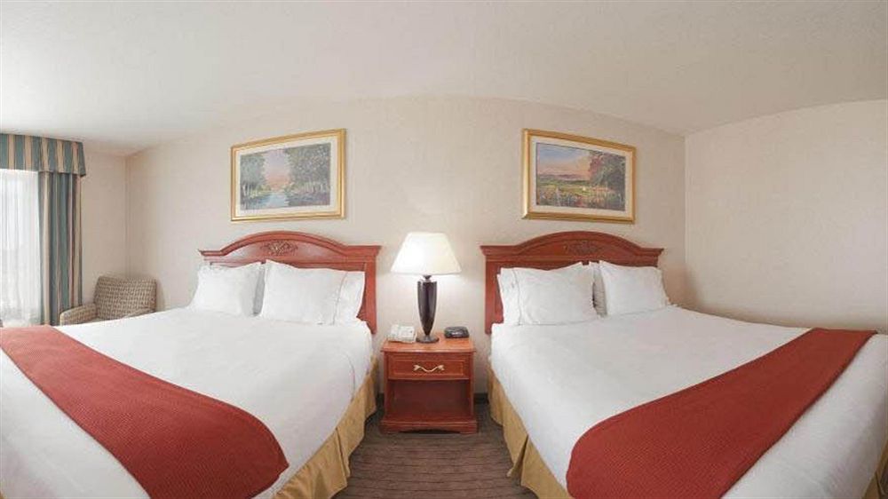 Holiday Inn Express Lawrence By Ihg Exterior foto